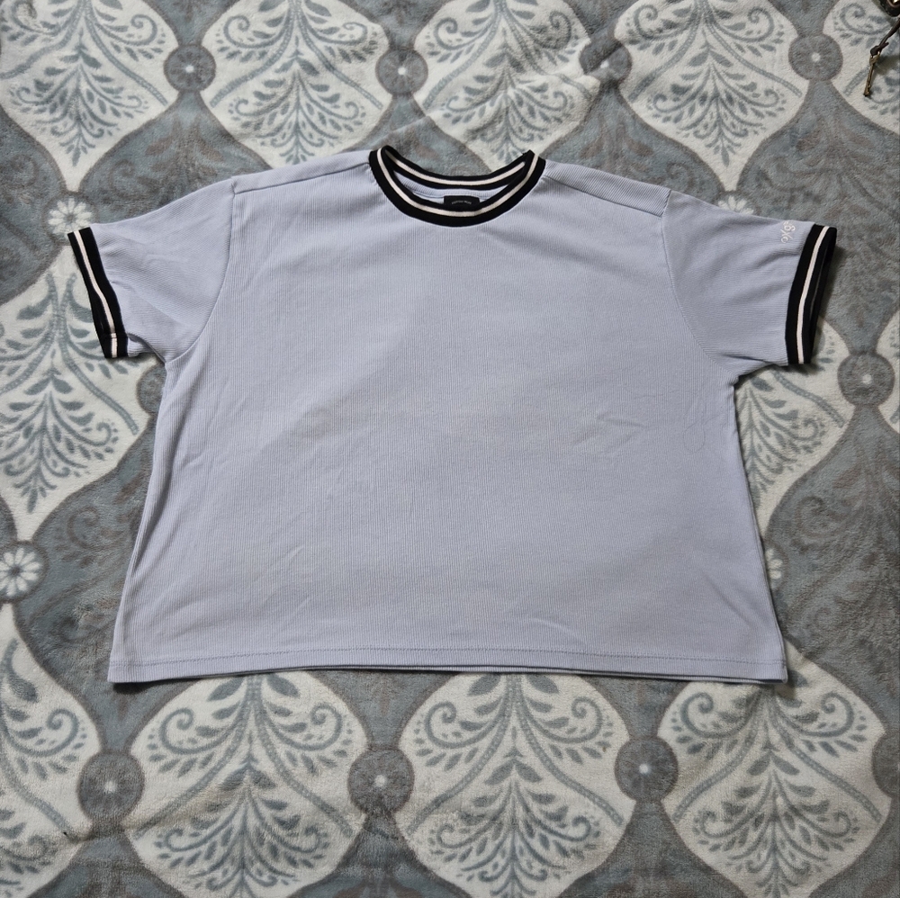 Casual Light Blue T-Shirt with Striped Collar